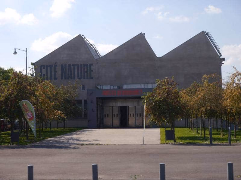 Facade de l'entrée de Cité Nature