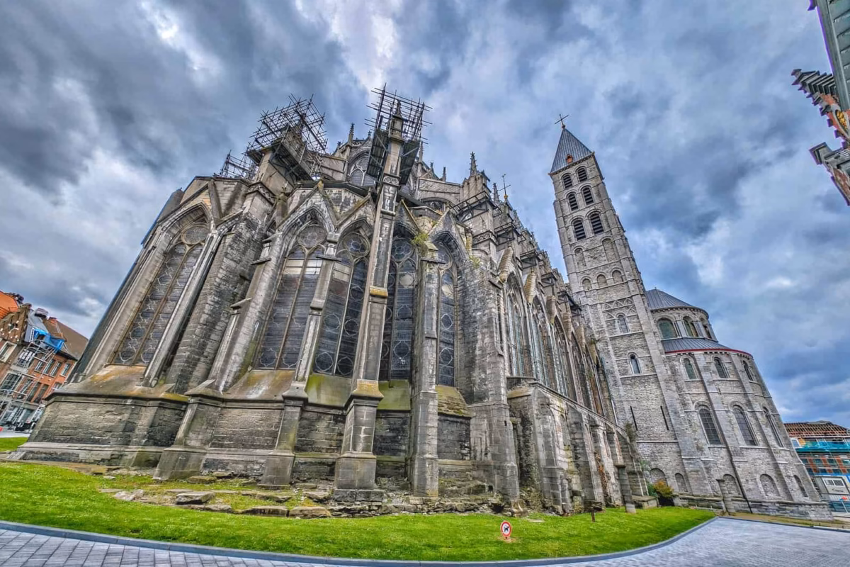 À Découvrir À Tournai 3 Cathédrale tournai