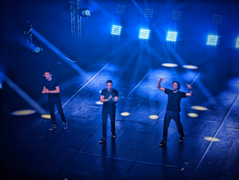 La tournée du trio