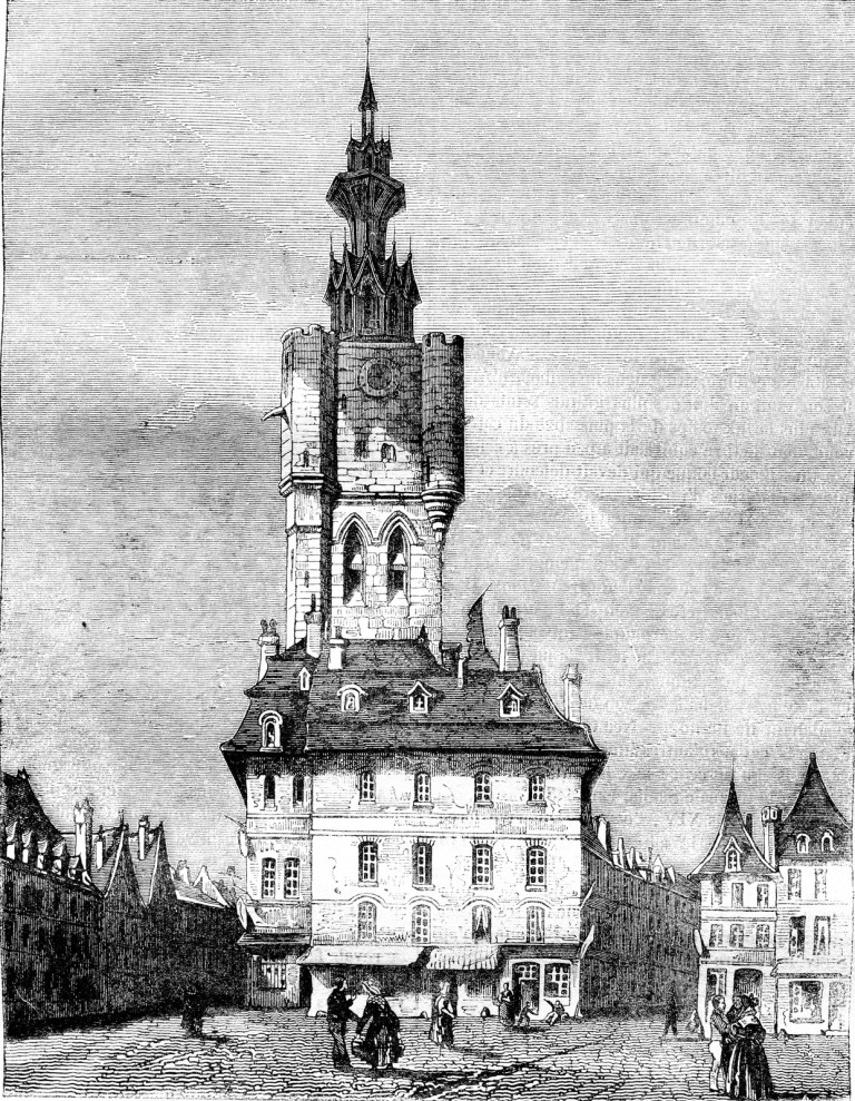 Visite Du Beffroi De Béthune : Tarifs Et Horaires 2026 1 Belfort historique dans une ville française.